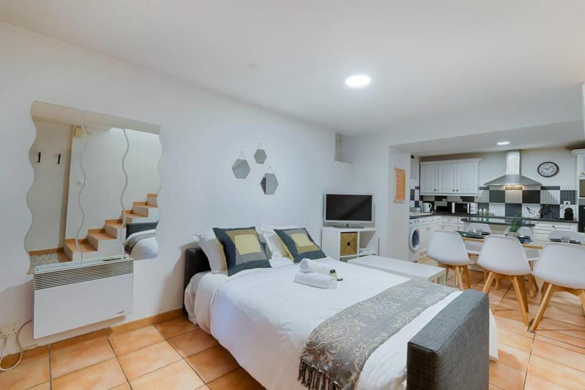 Ferienwohnung Coeur Panier & Proche Vieux-Port Marseilles Exterior foto